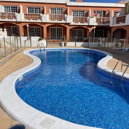 Apartamento Gustamar 13 칼레타데푸스테 외부 사진
